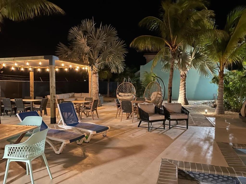 Island Club Turks & Grace Bay Place Exterior foto